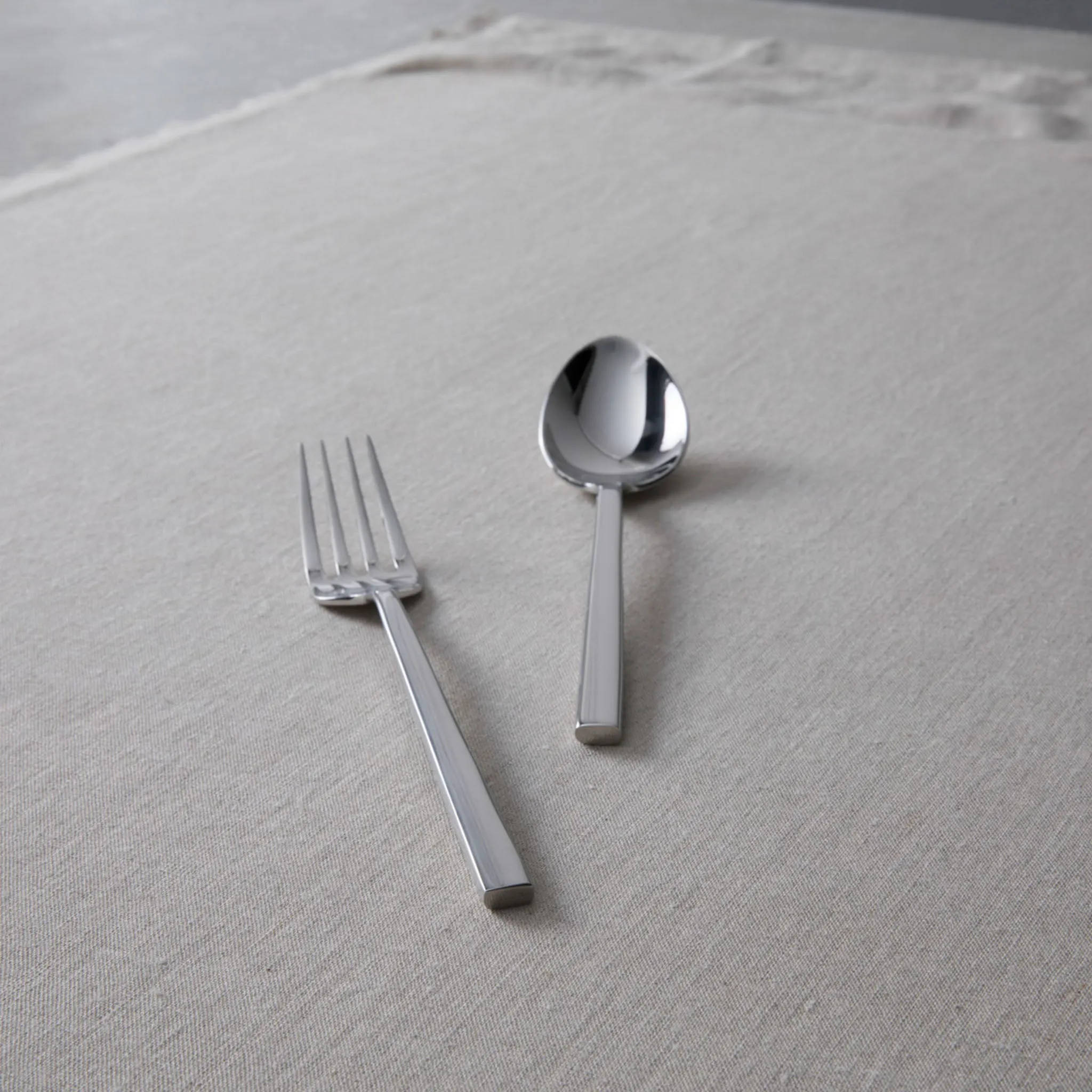 Ana Two Piece  Serving Set
