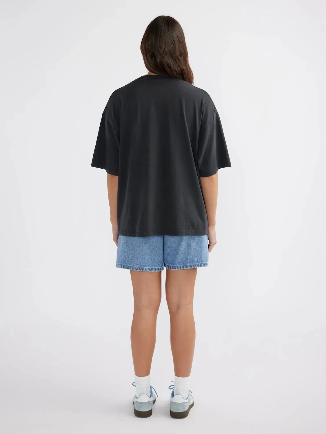 BLUE ROSE TEE - VINTAGE BLACK