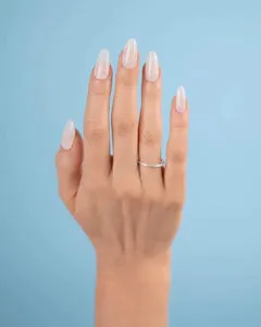 CND VINYLUX - All Frothed Up #434