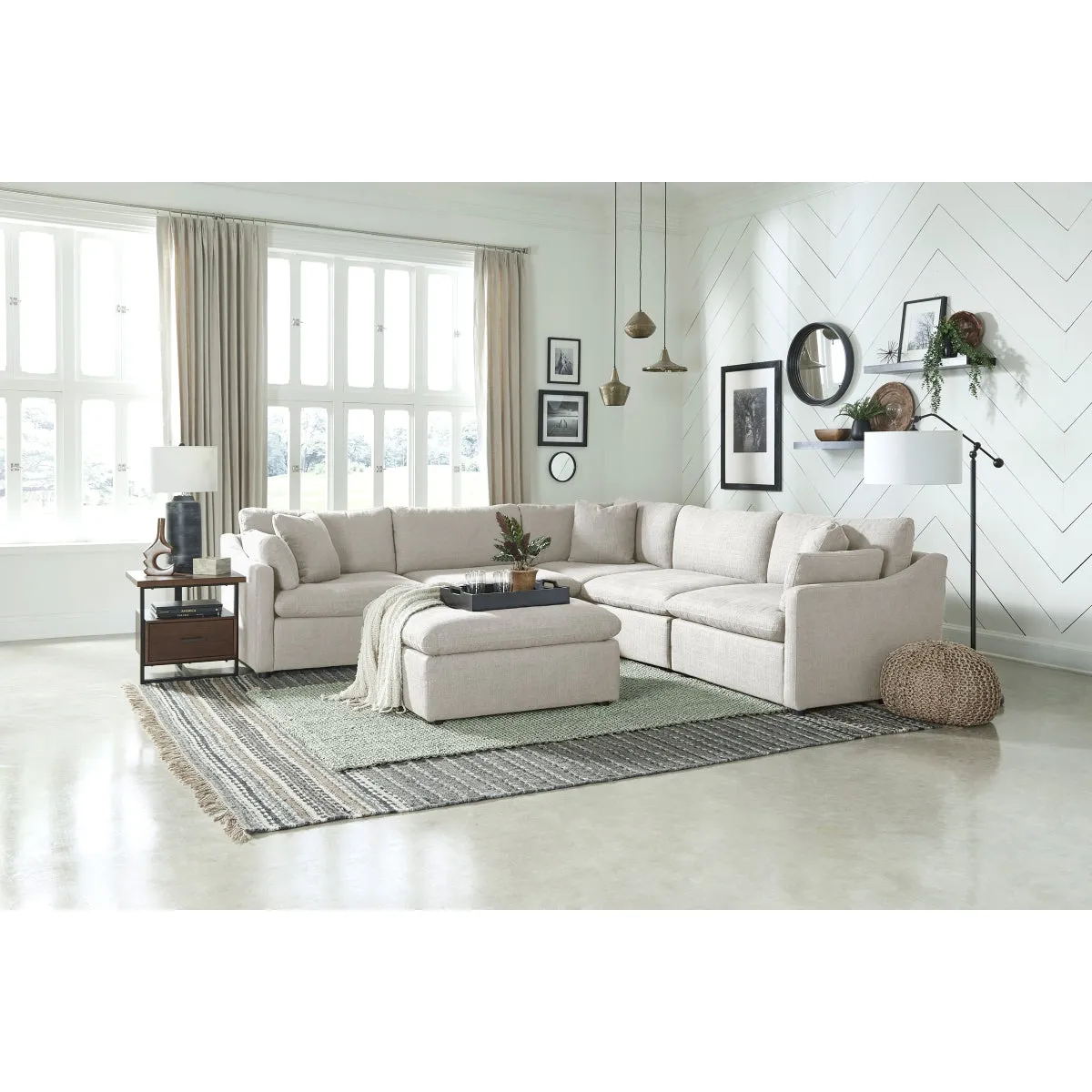 CozyCurve Armless Accent Chair