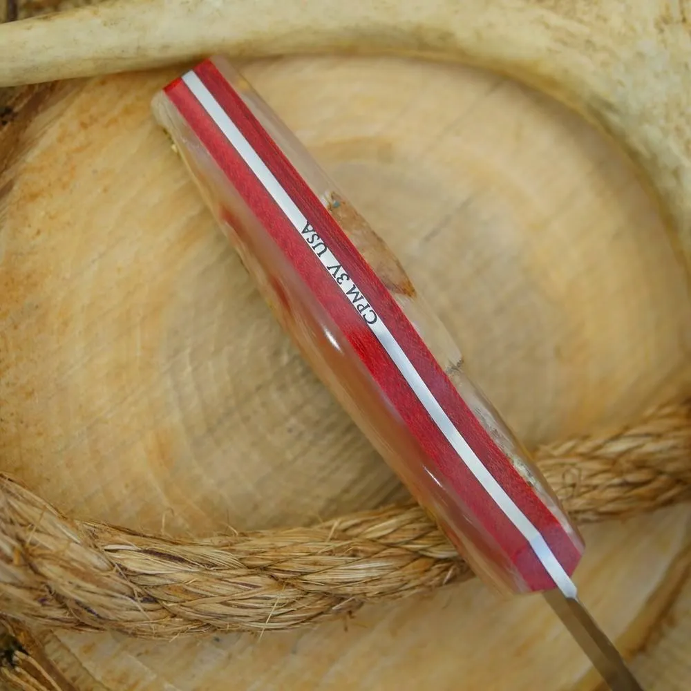 Hiker: Ram's Horn & Red Linen