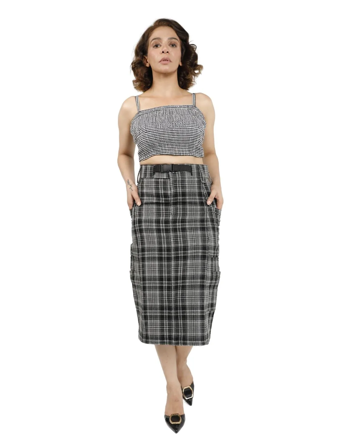 Tailored Plaid Pencil Skirt