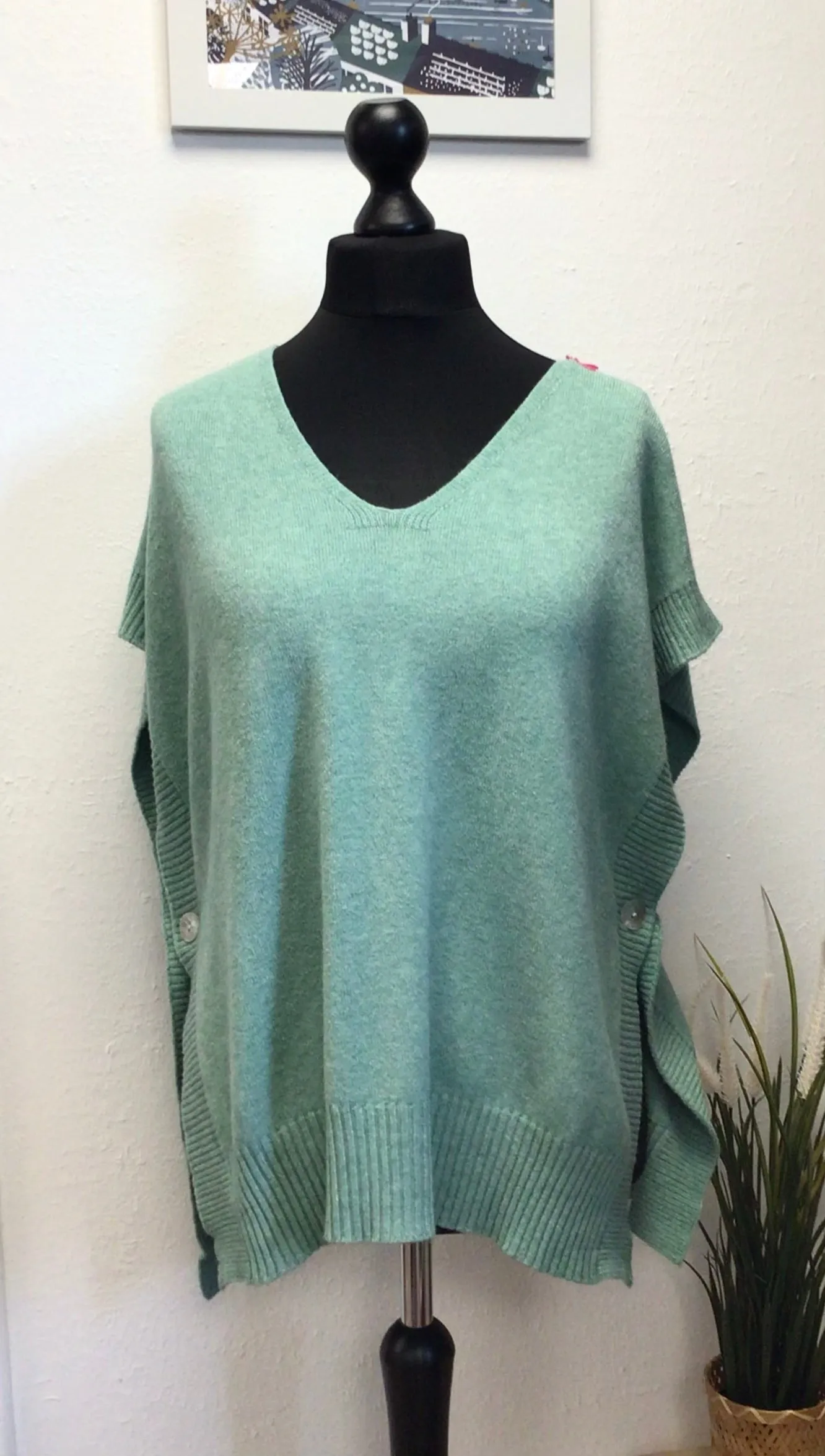 V Neck Side Button Sleeveless Poncho